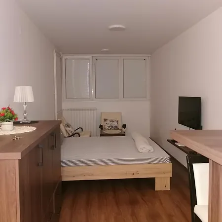 Andrej 62 Apartament