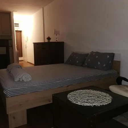 Apartman Andrej 62 *